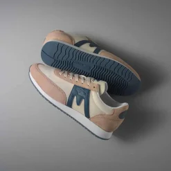 Albatross 82 - Cameo Rose / Blue Mirage