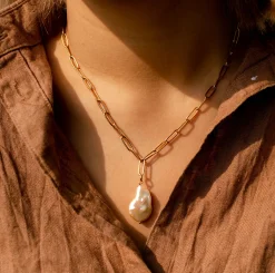 Coin Pearl paperclip chain - Golden