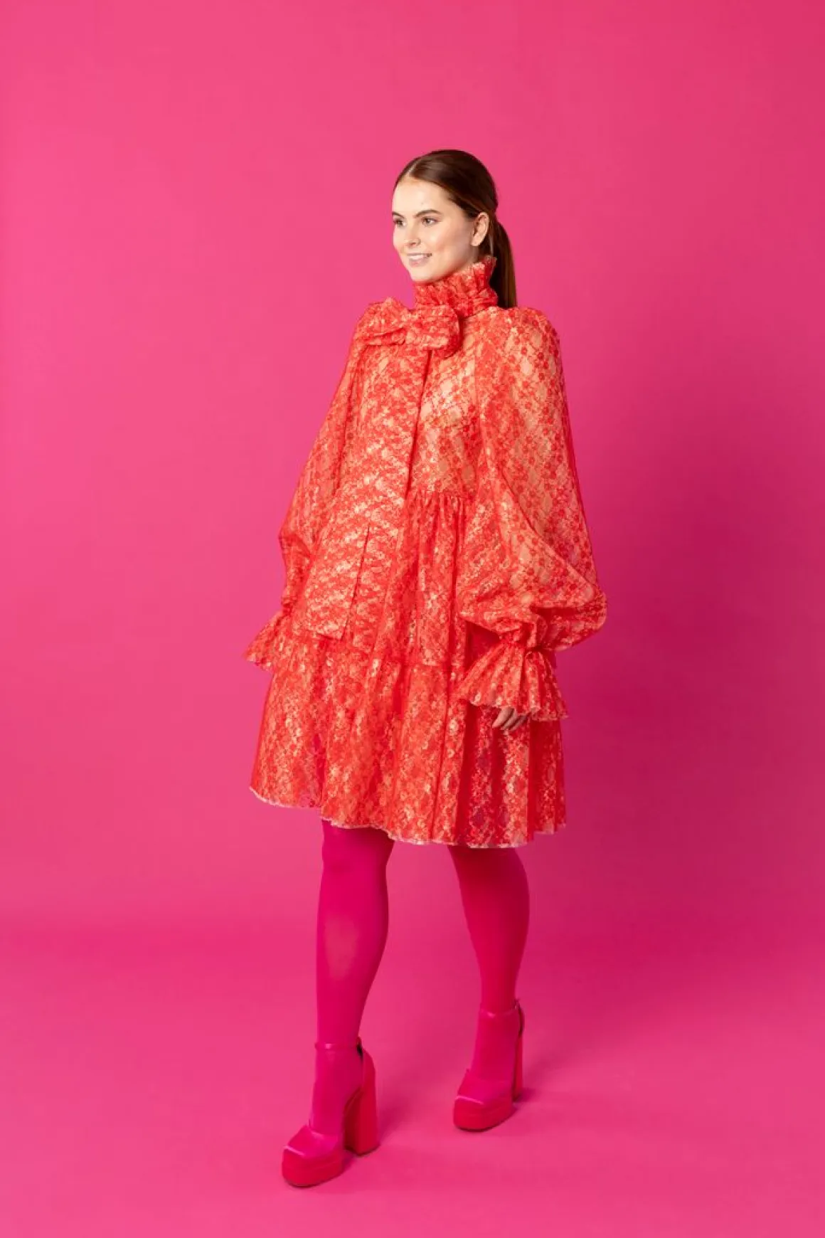 Dishy Dress - Lace Red