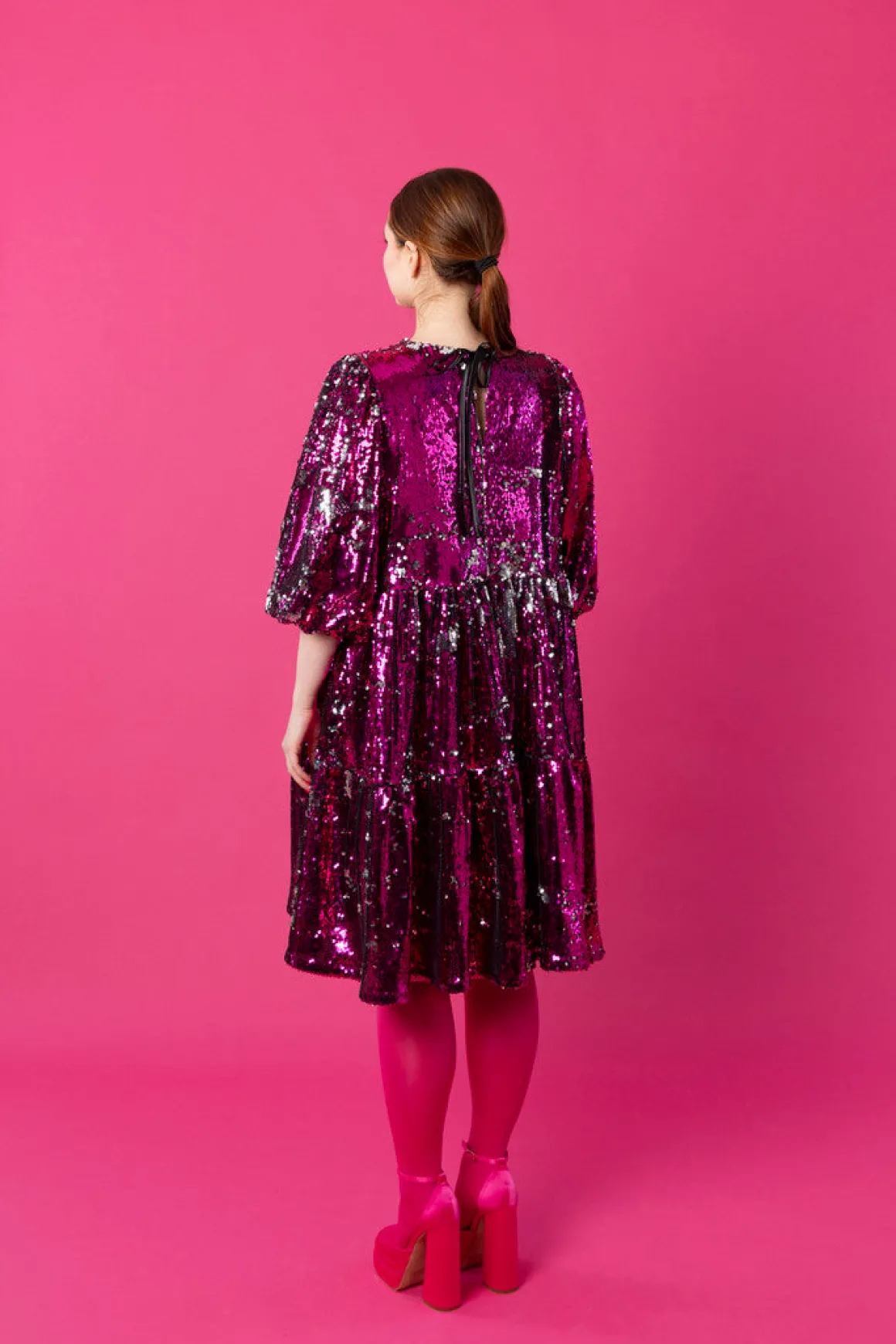 Dishy Dress - Pinkki Paljetti XL/XXL