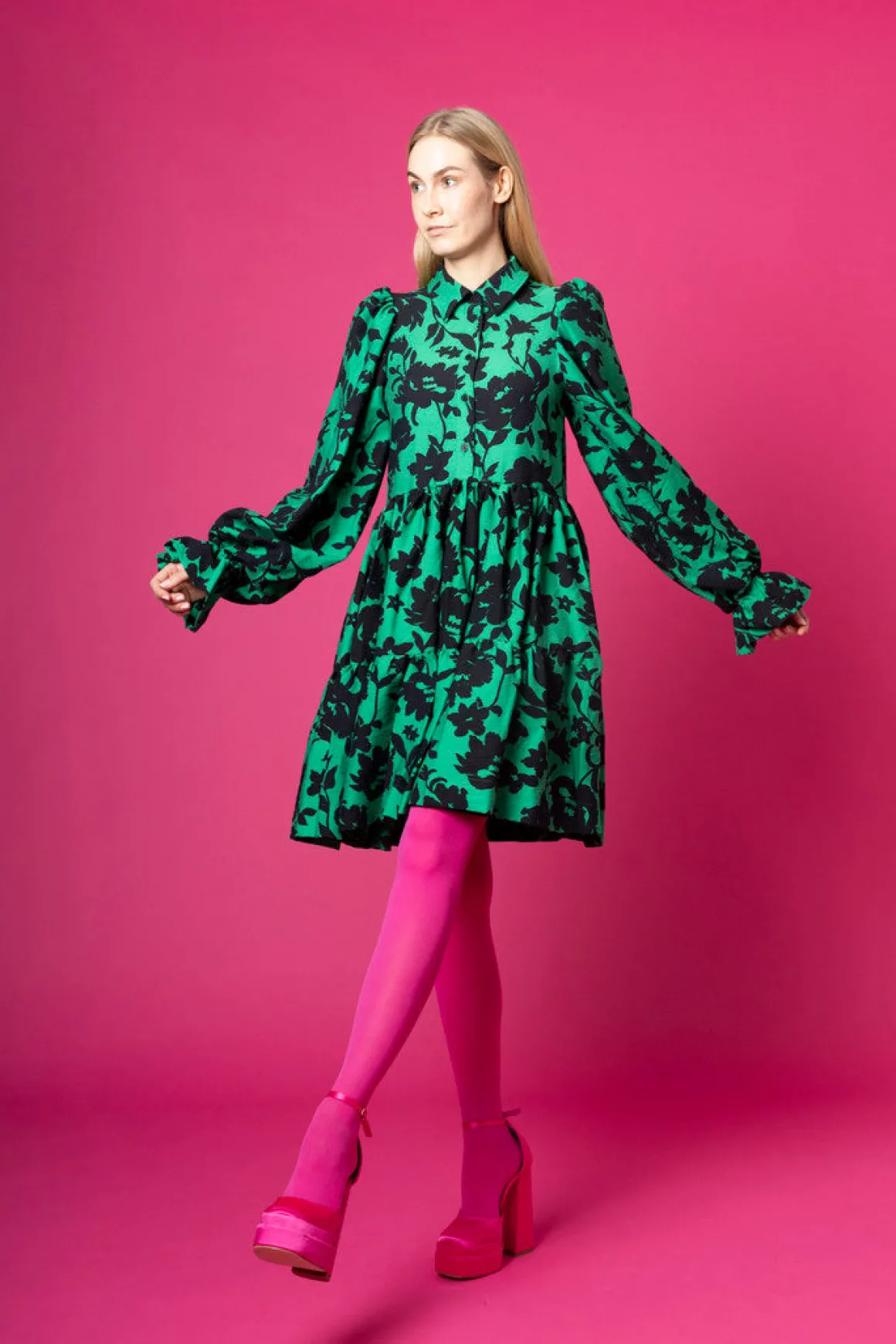 Dishy Dress - Vihreä Kukka