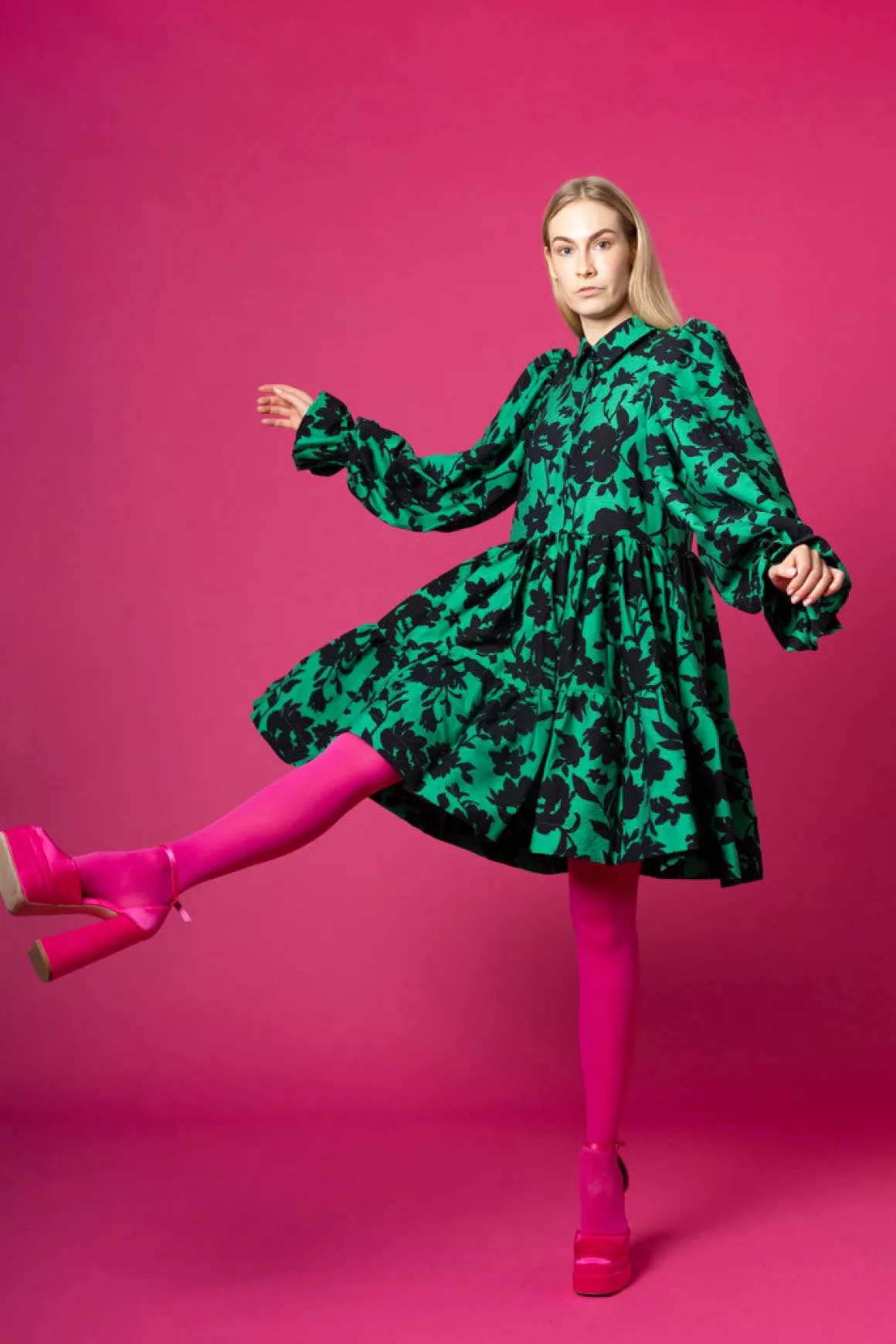 Dishy Dress - Vihreä Kukka