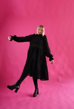 Dishy Dress Rusettikauluksella - Glitter Musta M/L