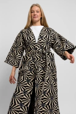 Elli - Äidin valvova silmä Kulta