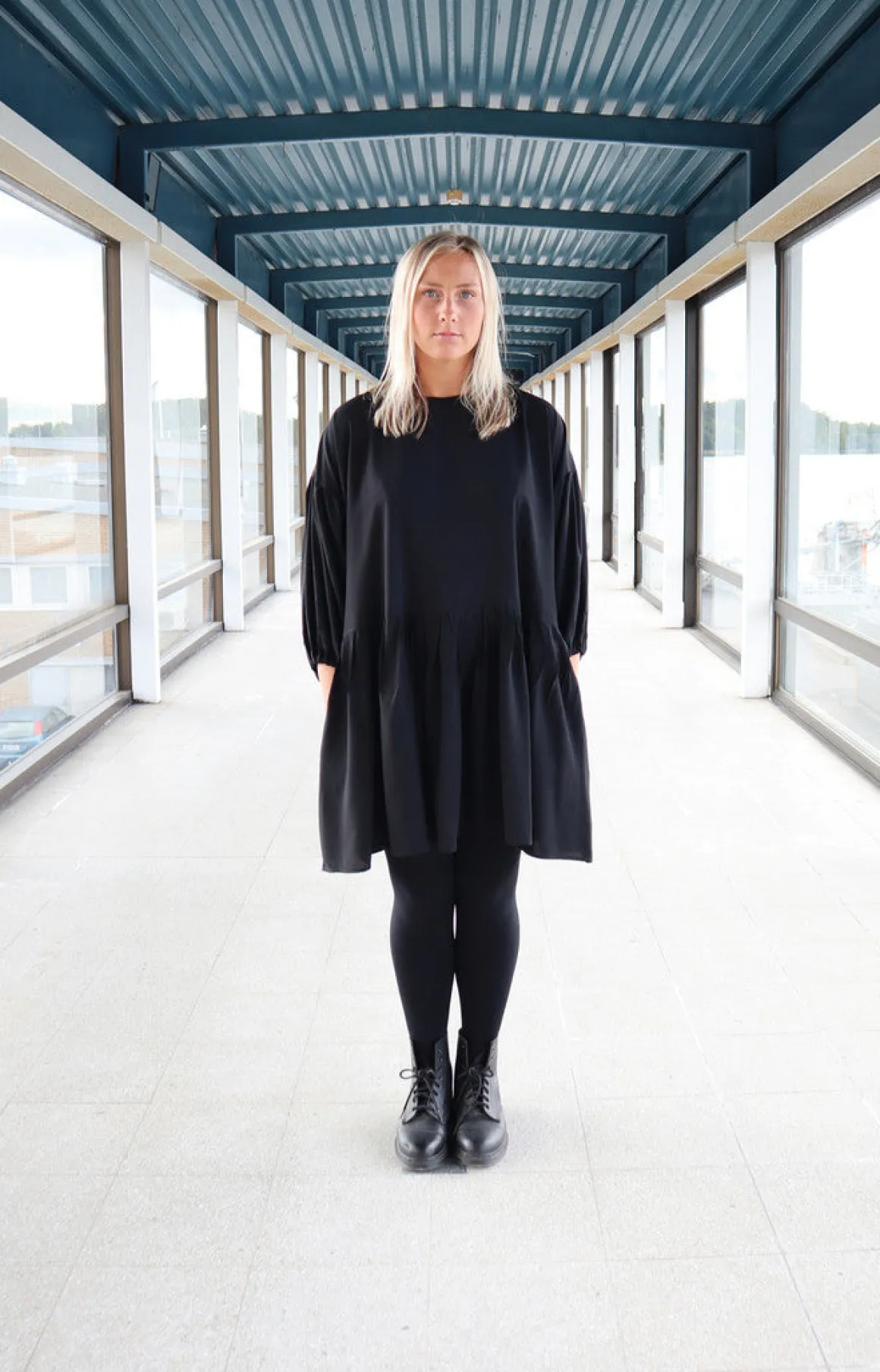 Flirty Dress Puff Sleeve - Black