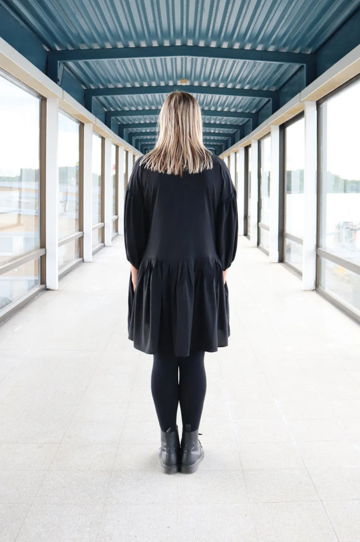 Flirty Dress Puff Sleeve - Black