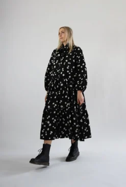 Flowy Dress Long - Daisy Black