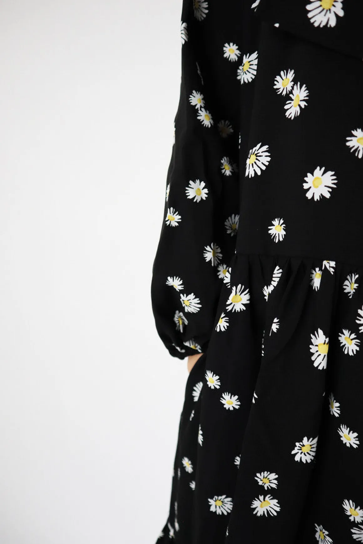 Flowy Dress Long - Daisy Black