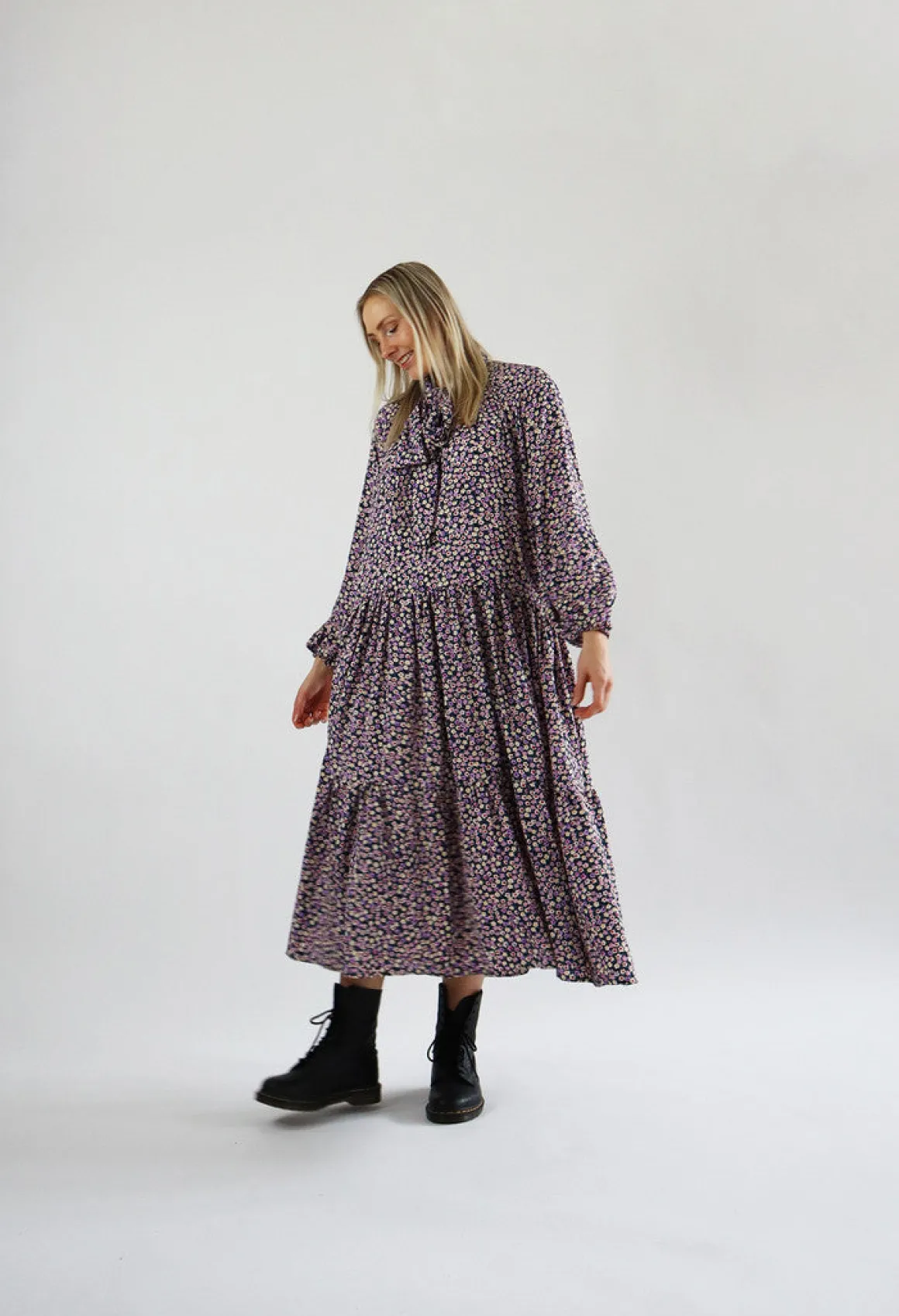 Flowy Long Dress - Kukkaniitty