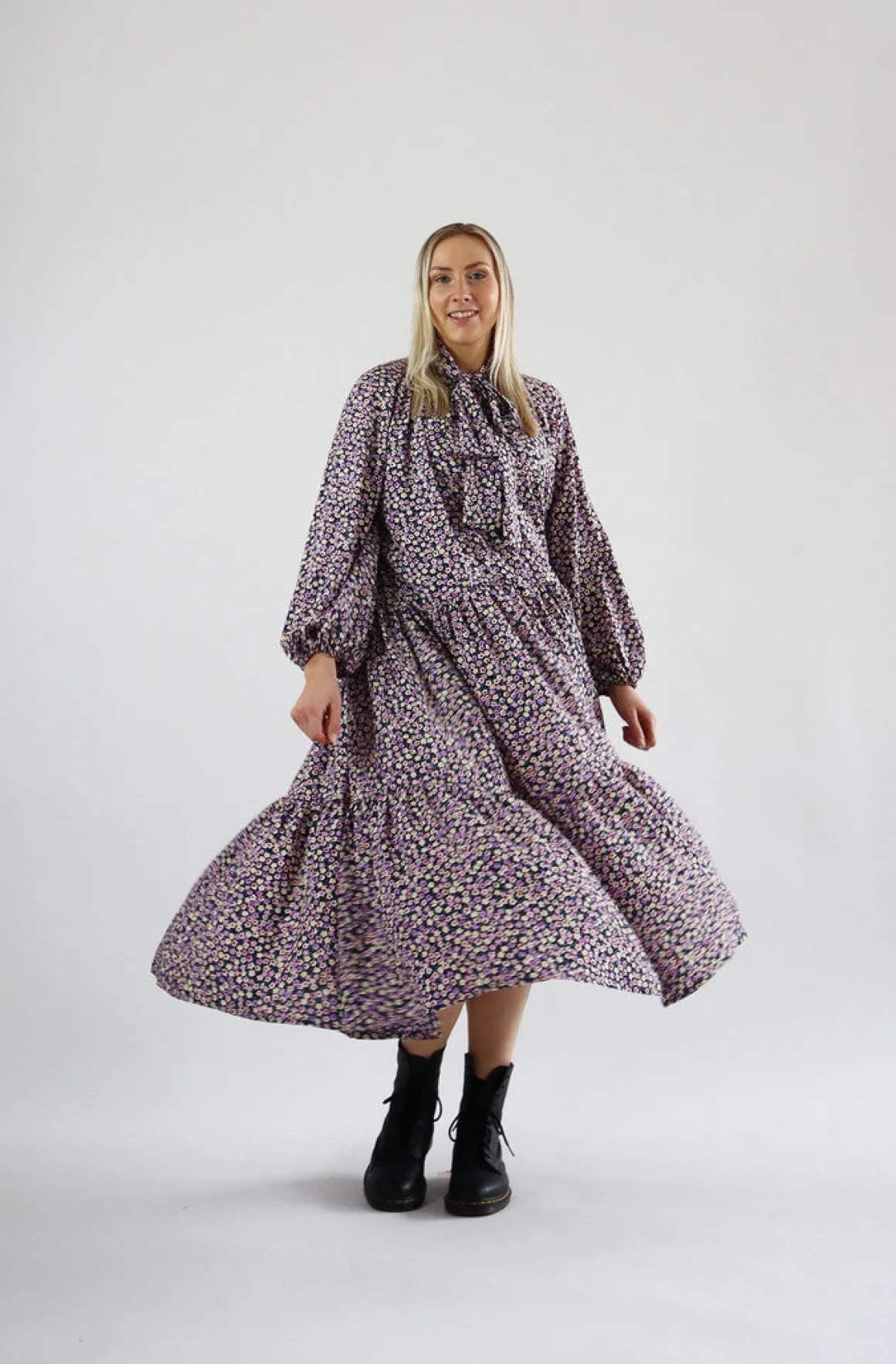 Flowy Long Dress - Kukkaniitty