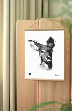 Hurmaava peura - juliste 30x40cm