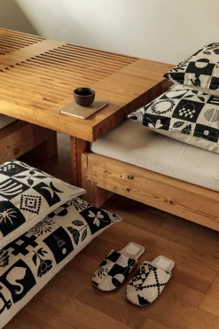 Kaukana kotoa Tyyny - 40x60cm