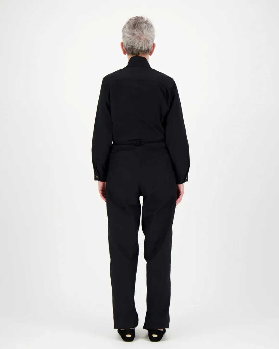 Loikka Haalari - Musta