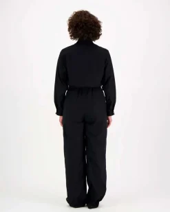 Loikka Haalari - Musta