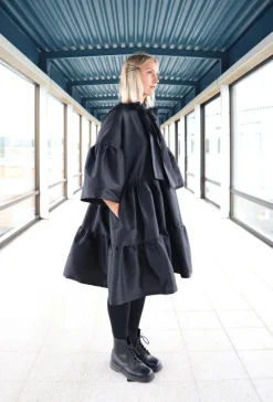 Lush Dress - Musta XL/XXL