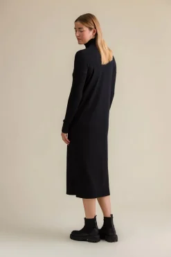 Maribel Neulemekko - Musta