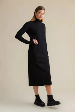 Maribel Neulemekko - Musta