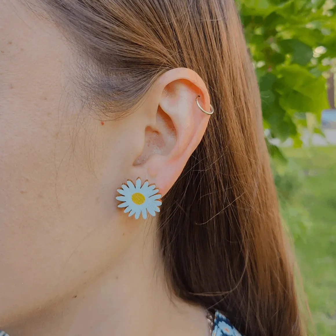 Nappikorvis Villikukka