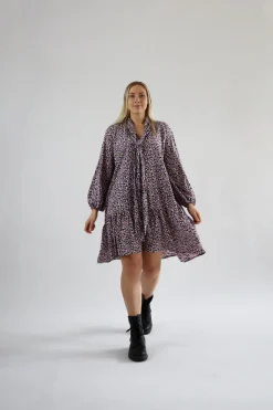 Paitamekko - Kukkaniitty