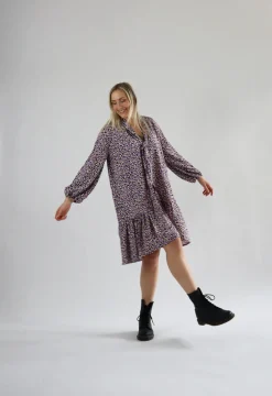 Paitamekko - Kukkaniitty