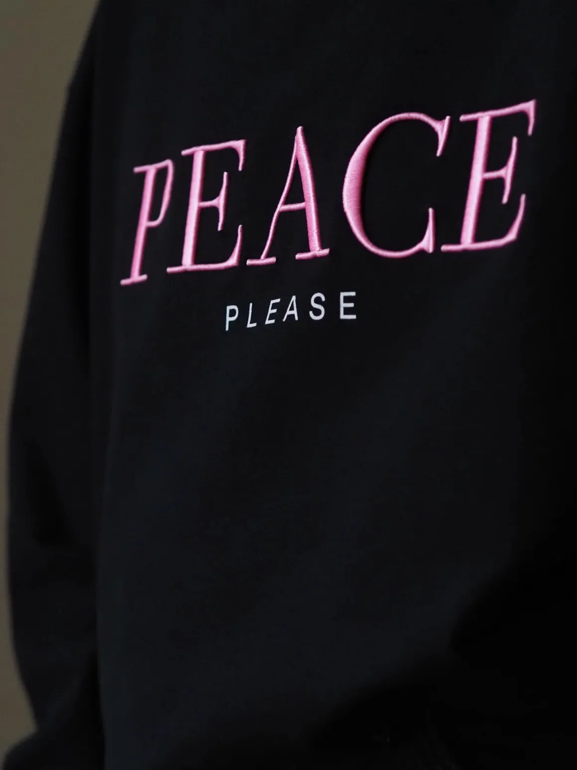 Peace Please Sweatshirt - Black
