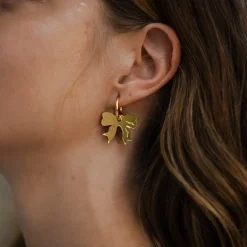 Take A Bow - korvikset - kulta